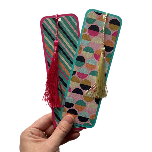 2-Pack Flutter Bookmarks