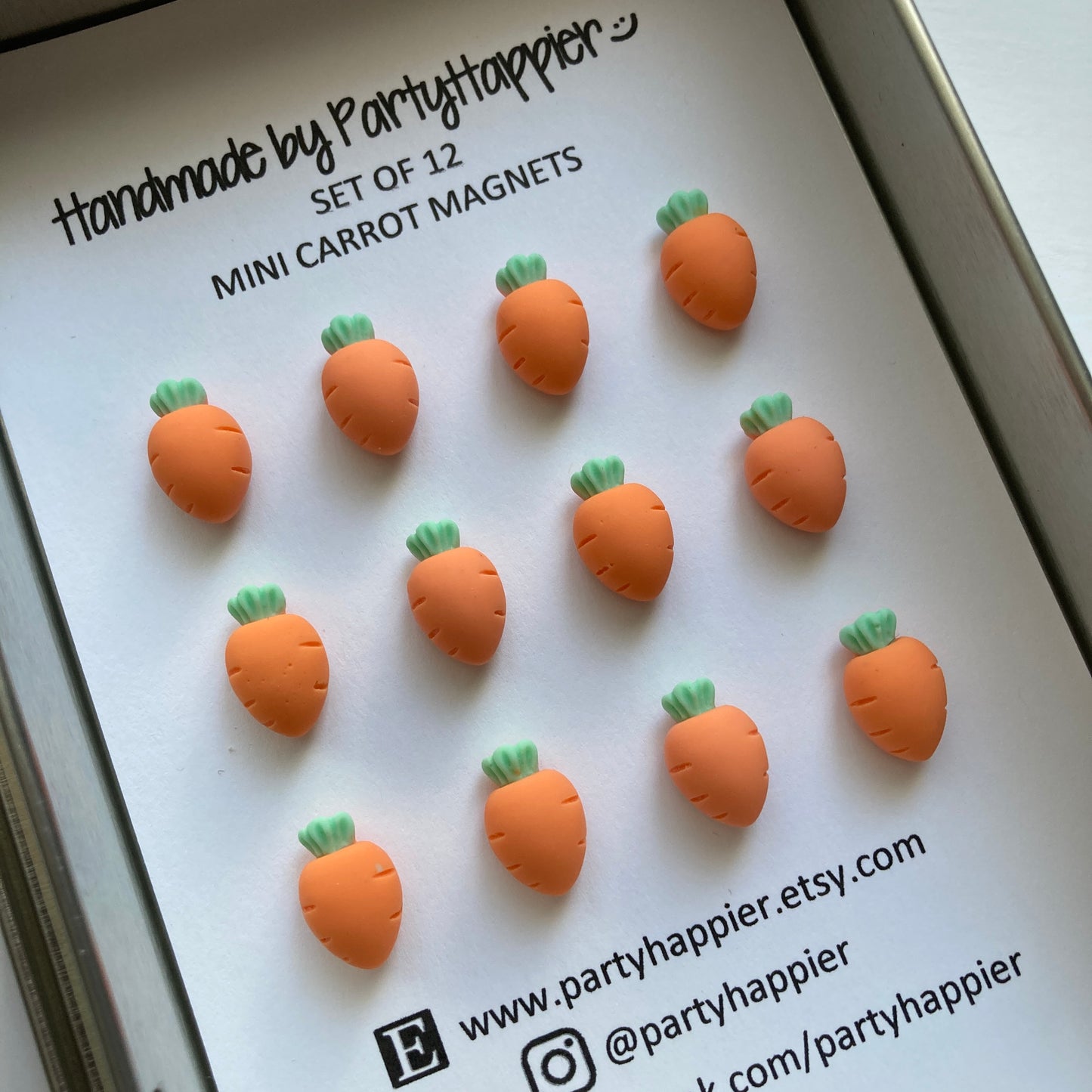 Mini Carrot Magnets