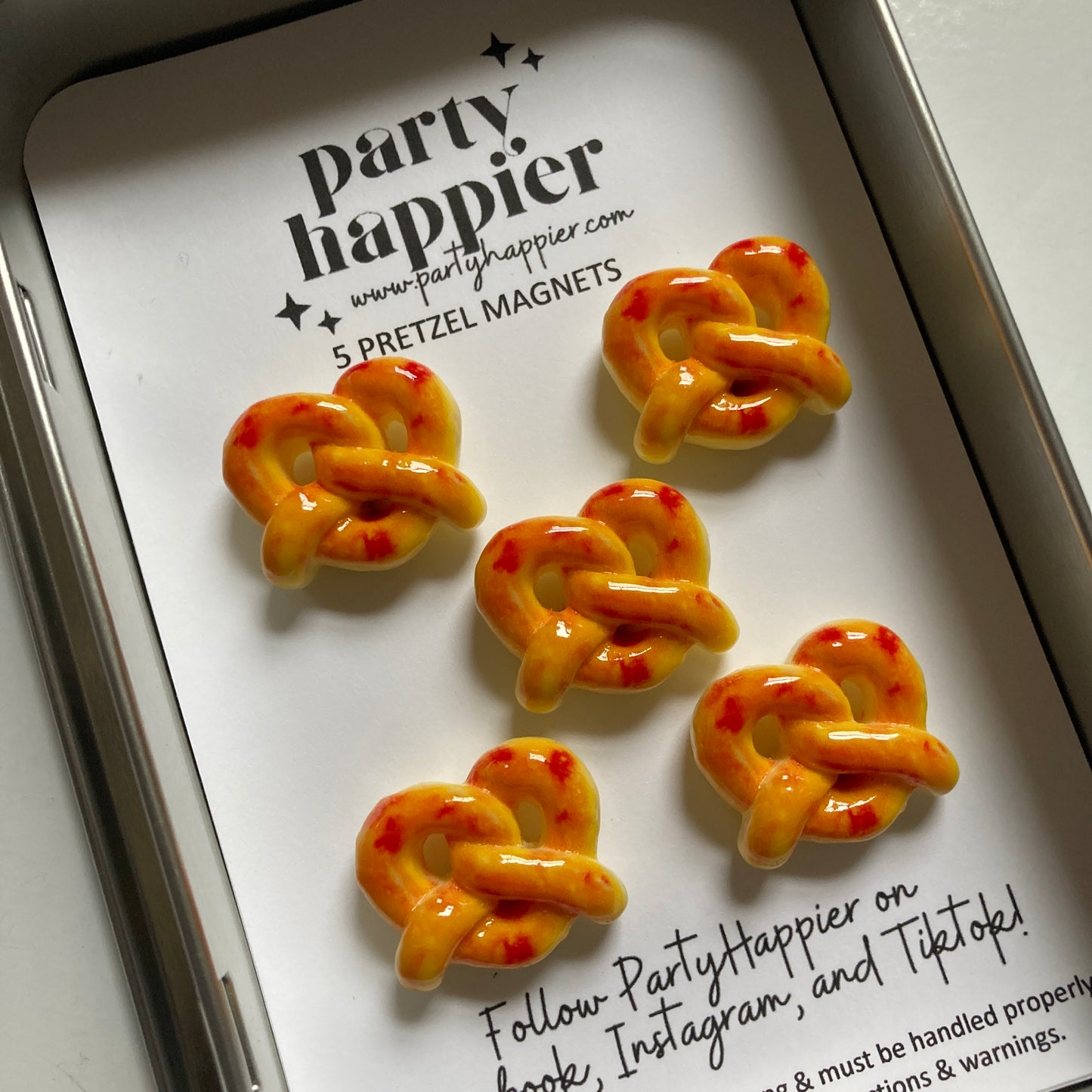 Pretzel Magnets